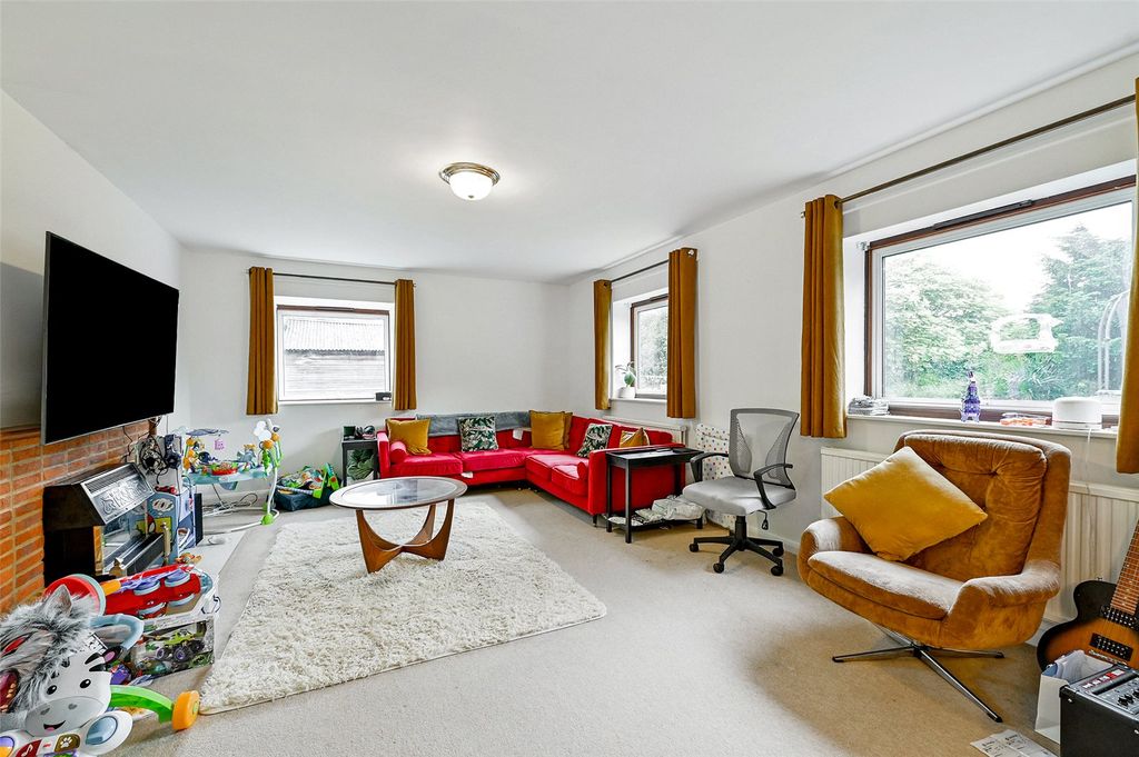 Property photo 2 of 10 Reception Room