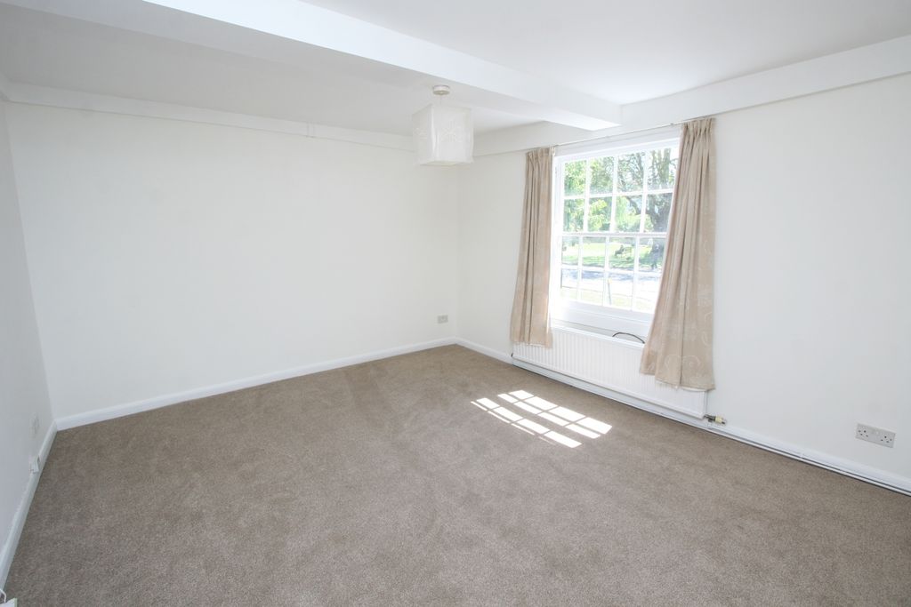 Property photo 2 of 9 Img_3691