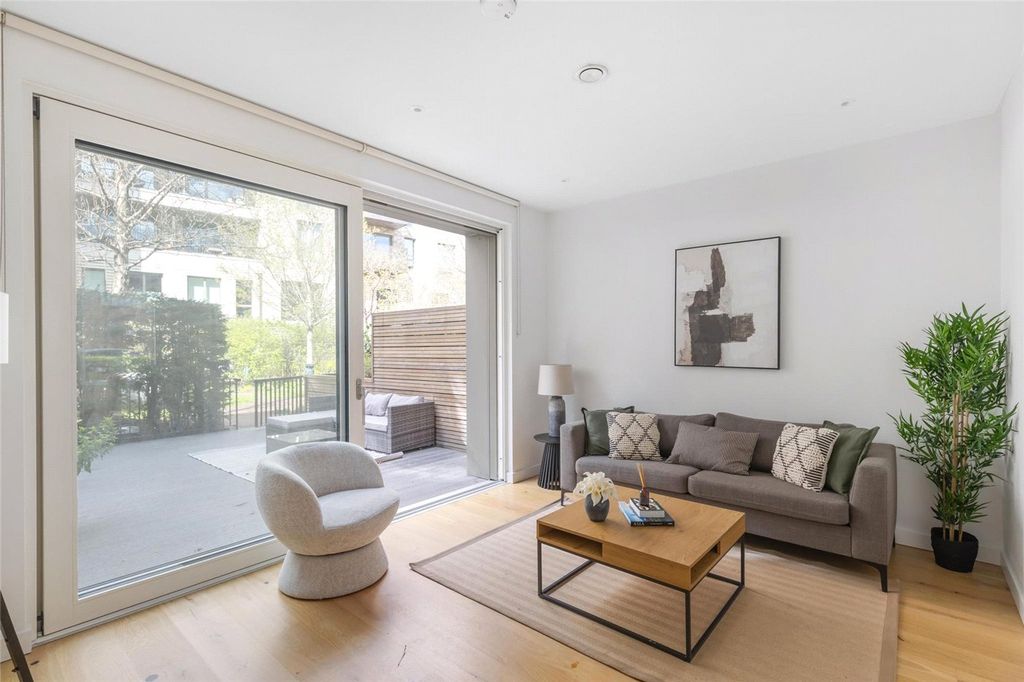 Property photo 2 of 24 Picture No. 51