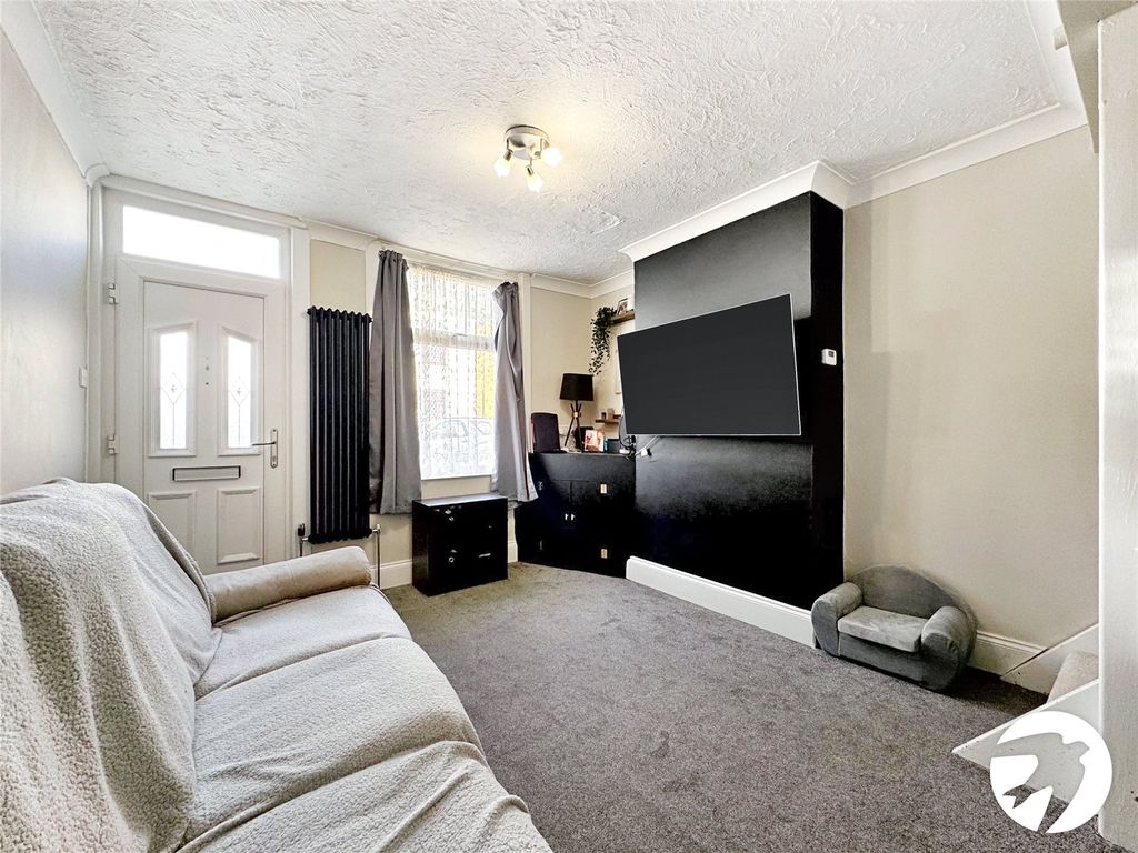 Property photo 2 of 14 Picture 2