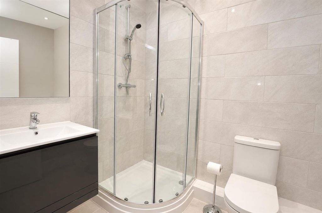 Property photo 2 of 5 Bathroom