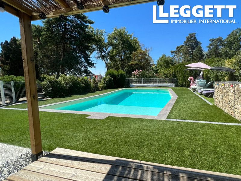 Property photo 2 of 10