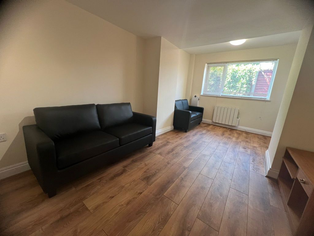 Property photo 1 of 4