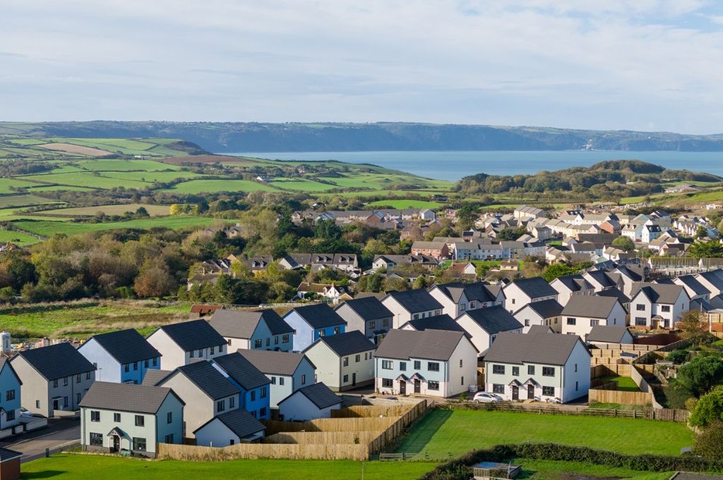 Property photo 1 of 5