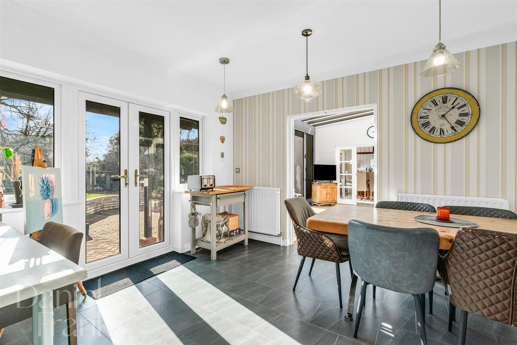Additional image 17 of 5 bed detached house for saleTycehurst Hill, Loughton IG10