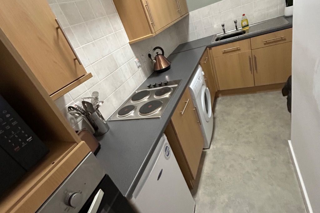 Property photo 2 of 9