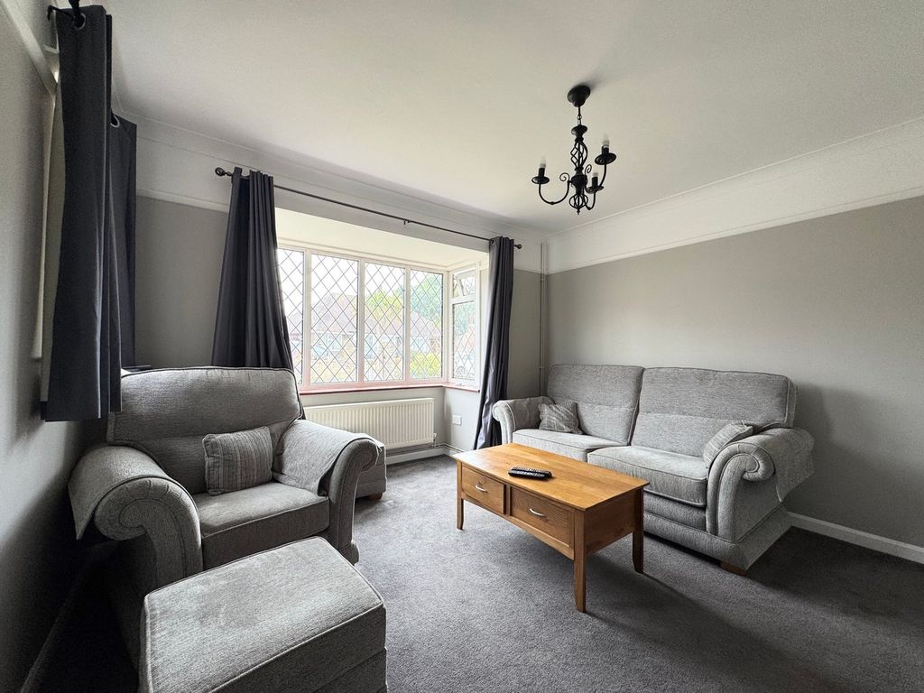Property photo 3 of 15