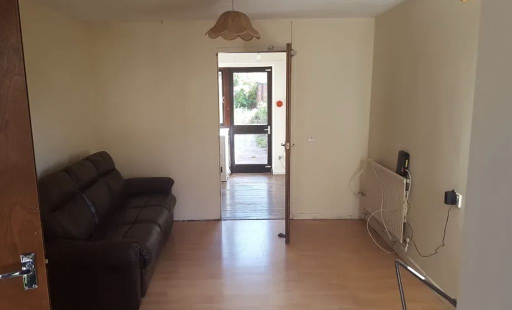 Property photo 3 of 8 Screenshot 2021-11-02 At 11.59.15