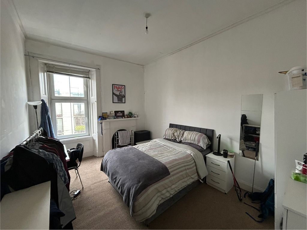 Property photo 3 of 7 Photo 10