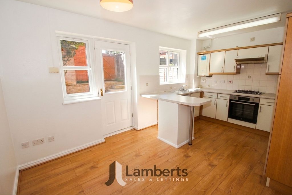 Property photo 2 of 21 Kitchen/Diner