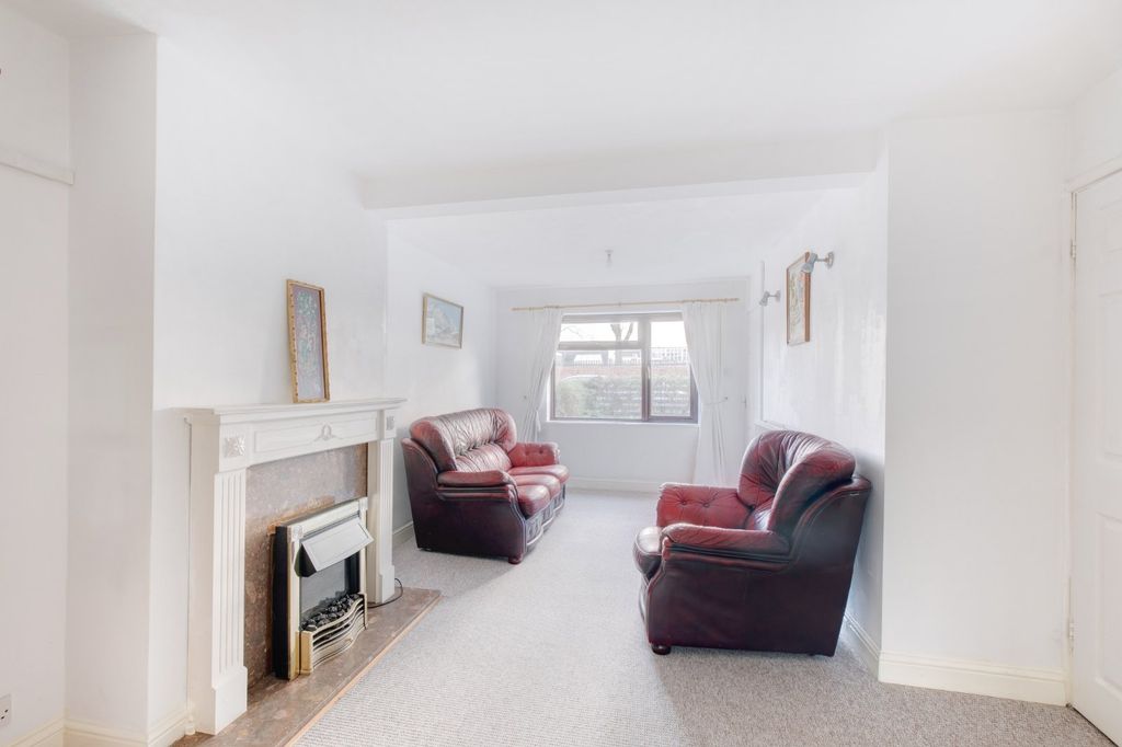 Property photo 2 of 21 Picture No. 06