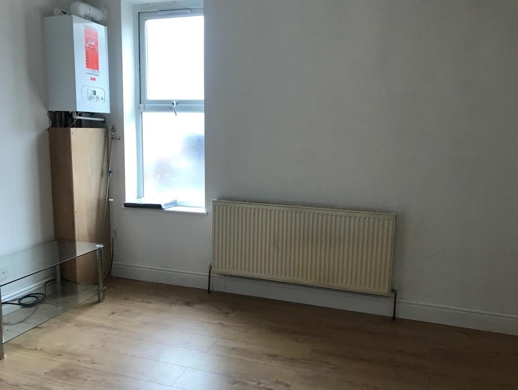 Property photo 3 of 5