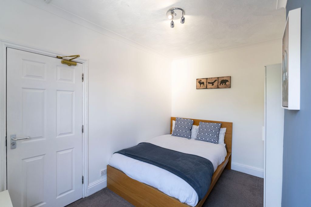 Property photo 2 of 6 Dsc00228