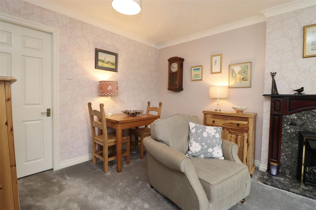 Additional image 5 of 3 bed detached bungalow for saleNorthgate Grove, Market Weighton, York YO43