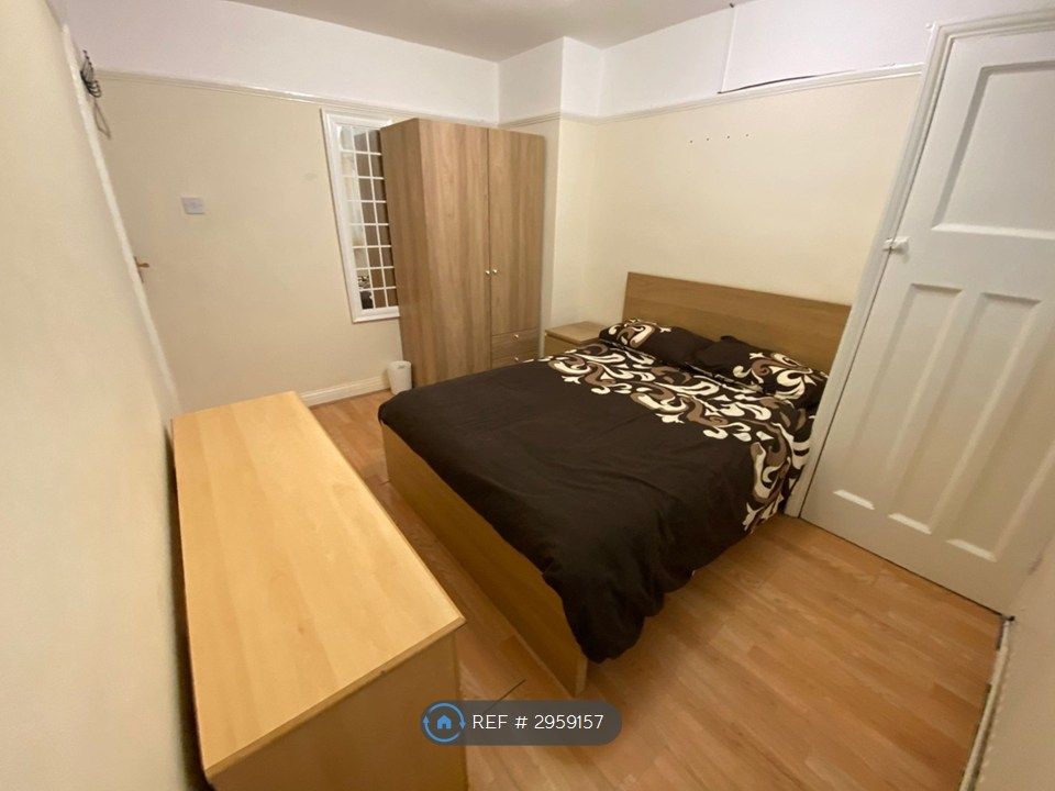 Property photo 2 of 4