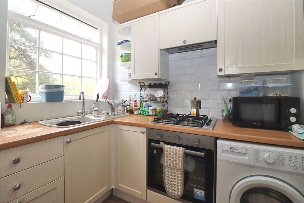 Property photo 3 of 10 Picture No. 21