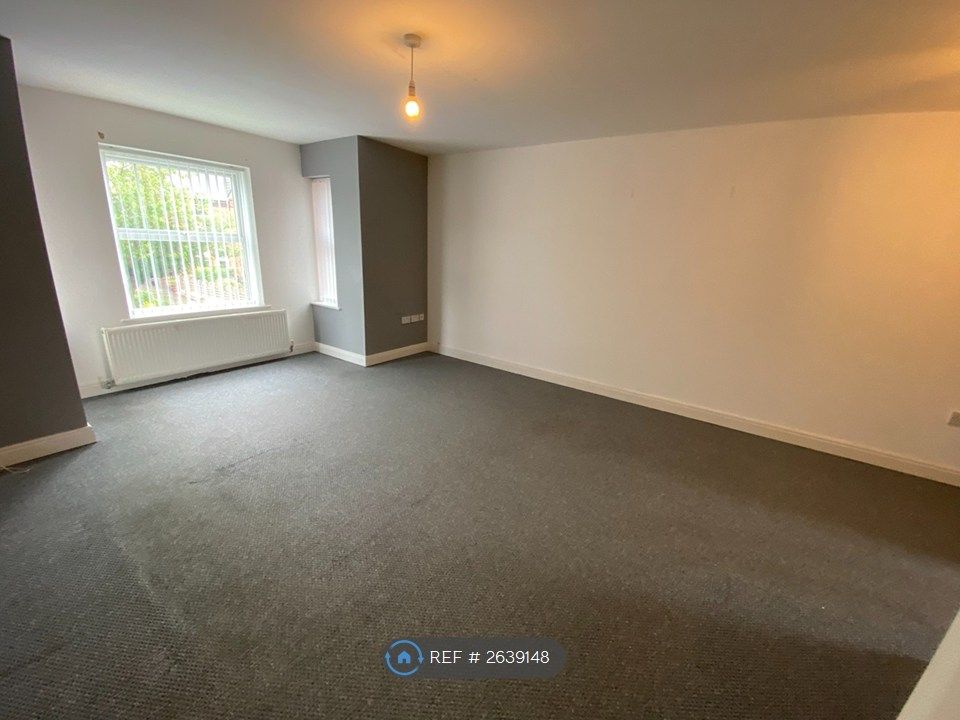 Property photo 2 of 6 Lounge
