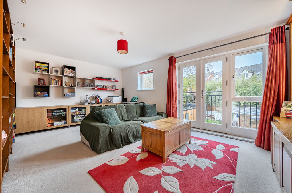 Property photo 3 of 26 1386699-9-6931882...