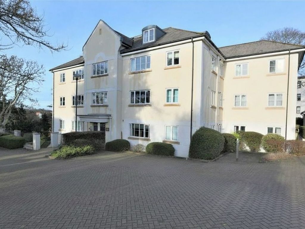 Property photo 1 of 8
