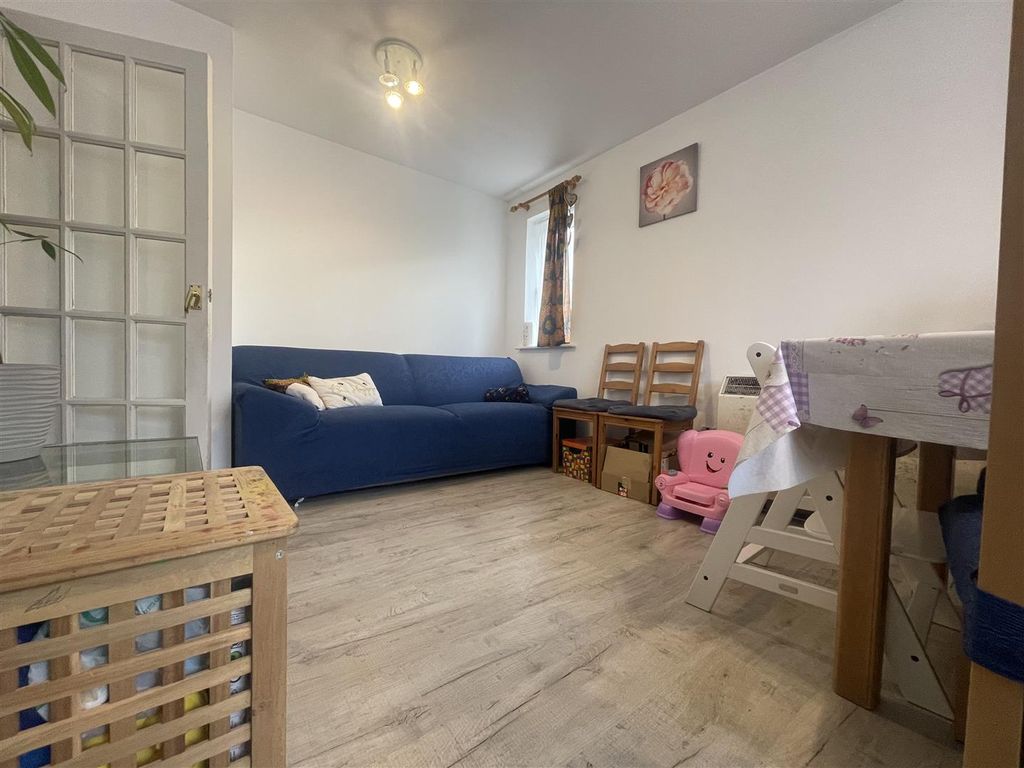 Property photo 2 of 8 Img_3330.Jpg