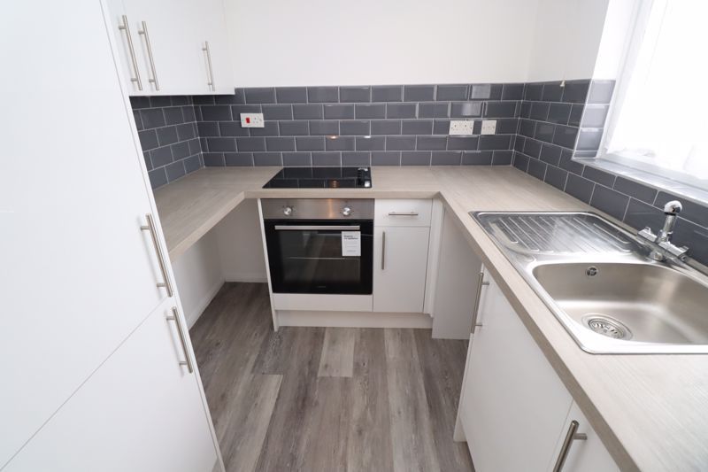 Property photo 2 of 6 Photo 10