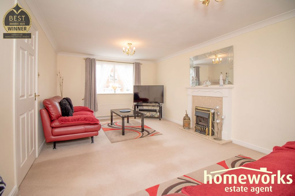 Property photo 2 of 16
