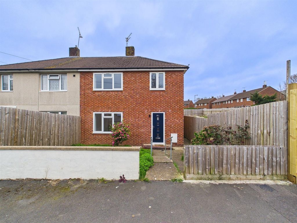 Property photo 2 of 17 10.Jpg