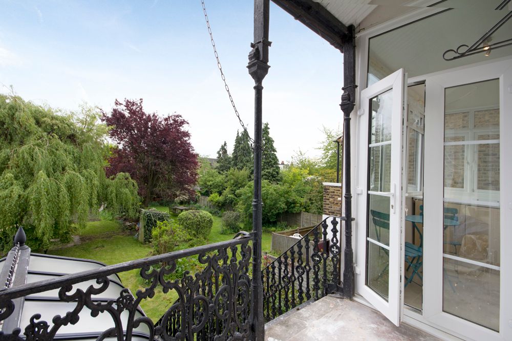 Property photo 3 of 9 Photo 1