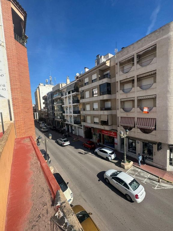 Property photo 2 of 26