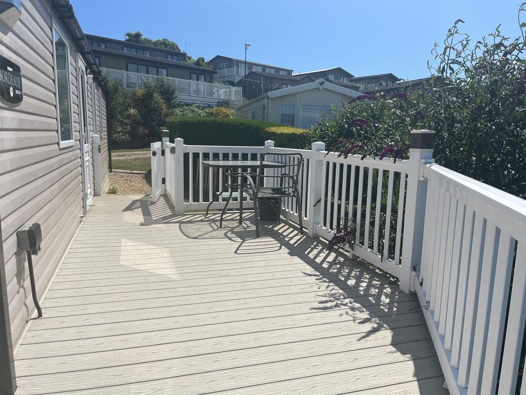 Property photo 3 of 21 4244 Side Deck 15Jul25.Jpg