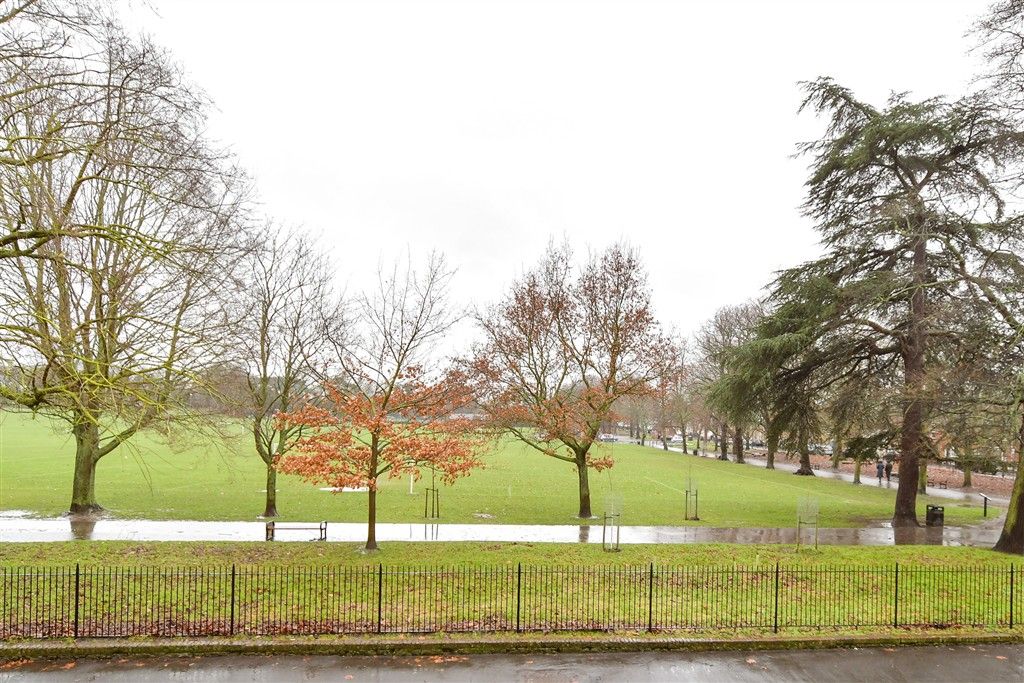 Property photo 1 of 13 Views To Front