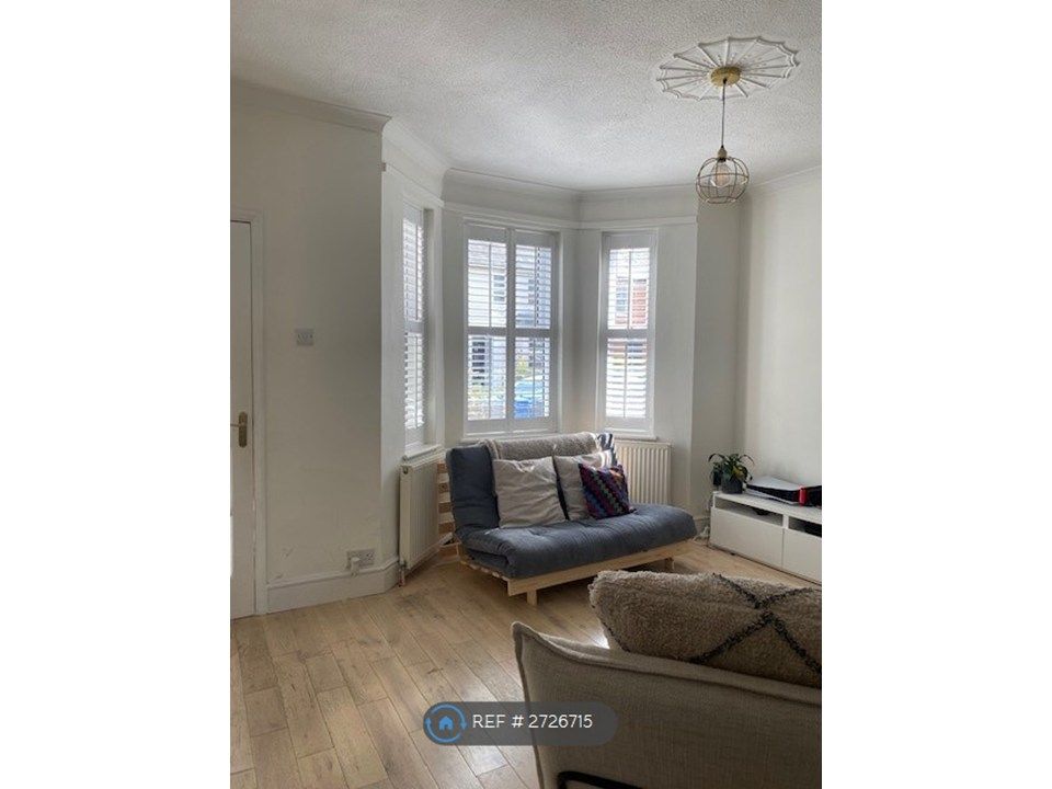 Property photo 2 of 17 Living Room 1