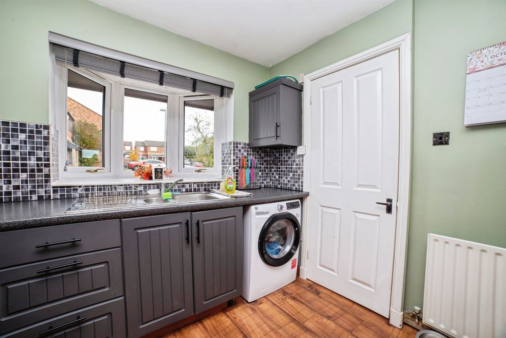 Property photo 3 of 16