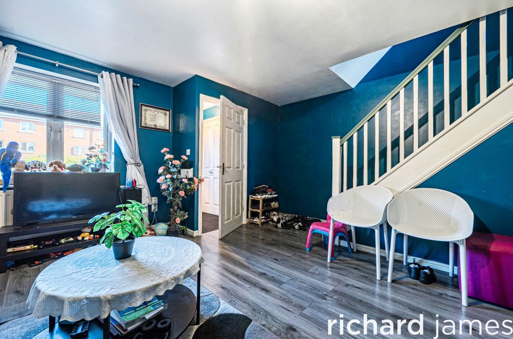 Property photo 3 of 14 Aca3A5F245594Fcfba46F3A7Faedd61d