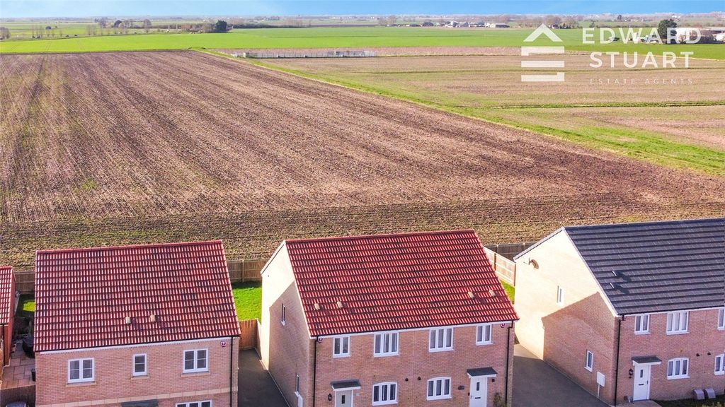 Property photo 1 of 18 Picture No. 03