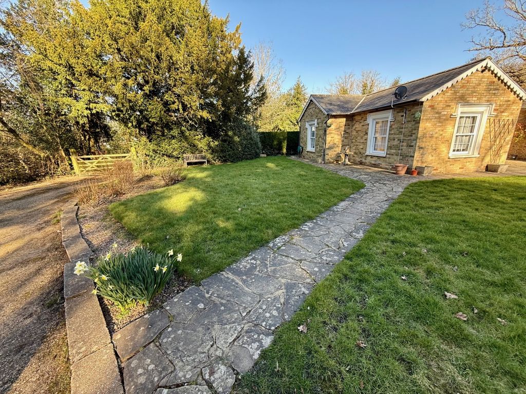 Property photo 1 of 15 Img_2007