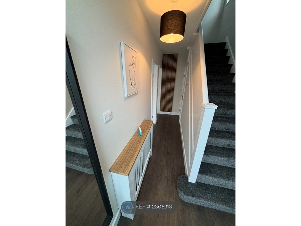 Property photo 1 of 31