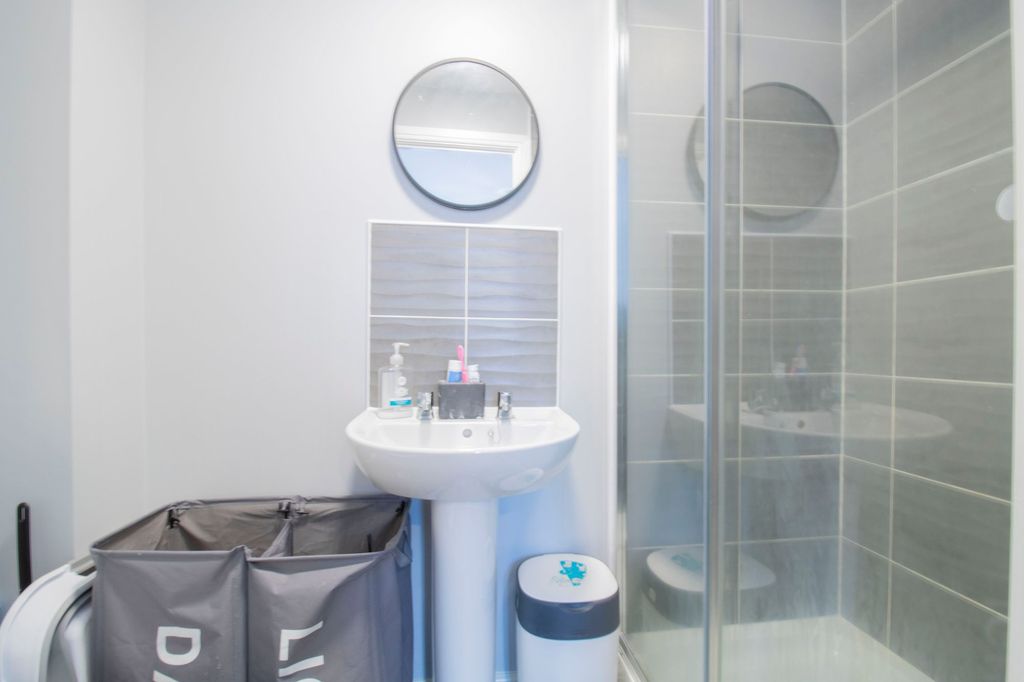 Additional image 11 of 3 bed semi-detached house for saleFfordd Penallta, Gellihaf NP12