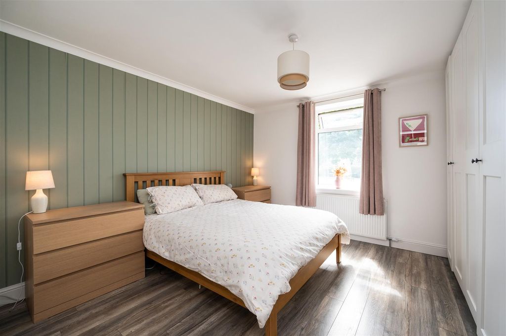 Property photo 3 of 17 Drumbraedrive_025.Jpg