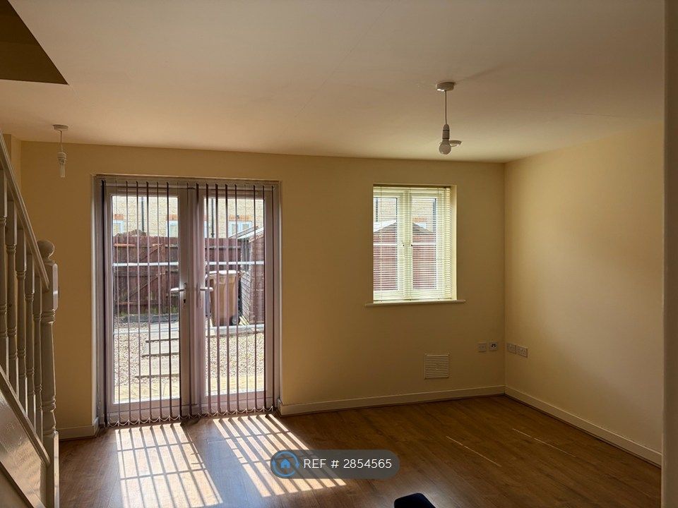 Property photo 3 of 9