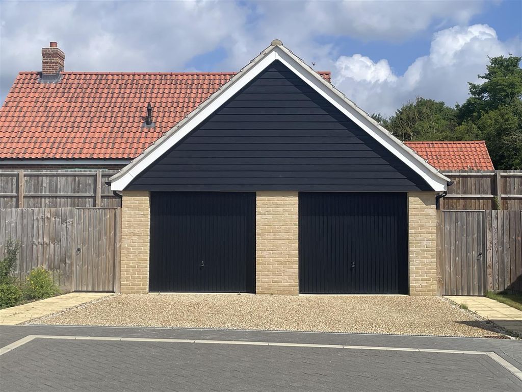 Additional image 14 of 2 bed detached bungalow for saleCarey Drive, Halesworth IP19