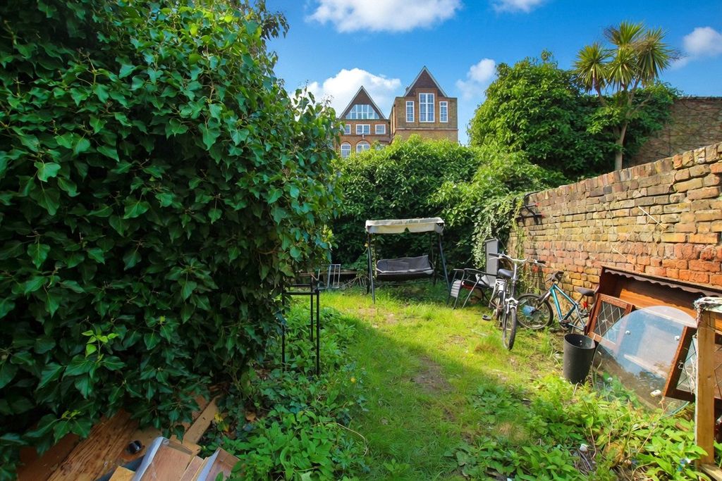 Property photo 2 of 9 Picture 2