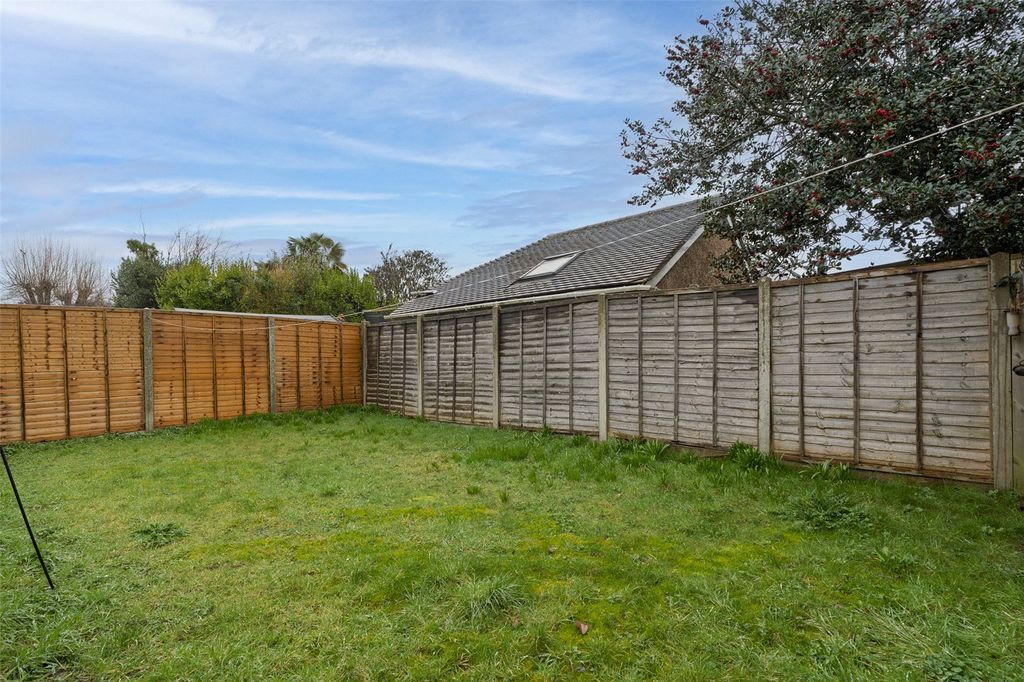 Property photo 3 of 15 Picture No. 19