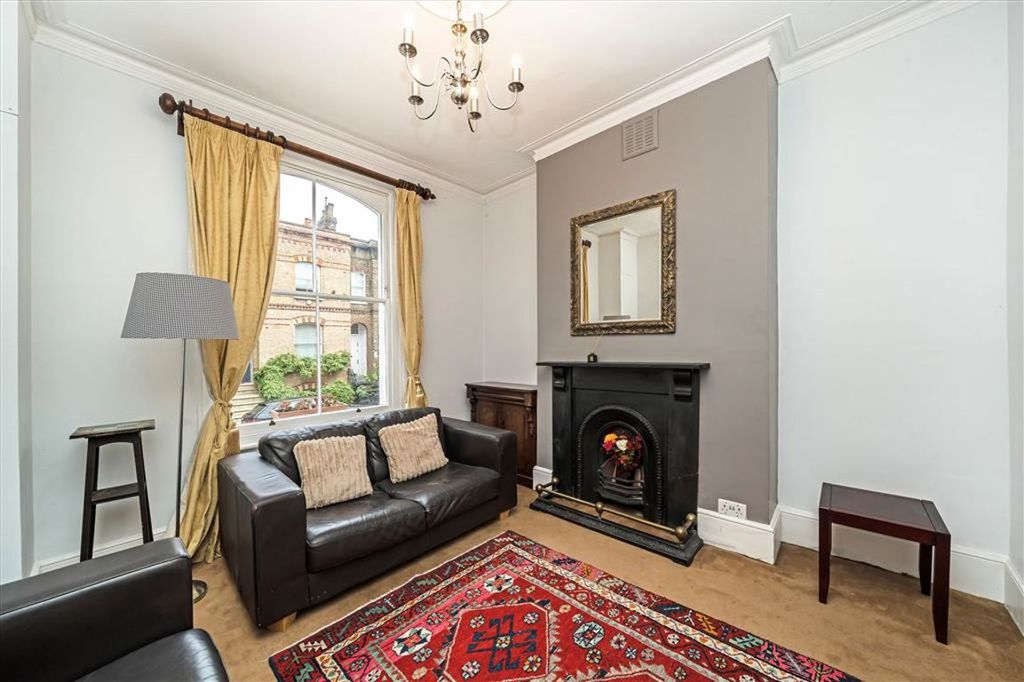 Property photo 2 of 11