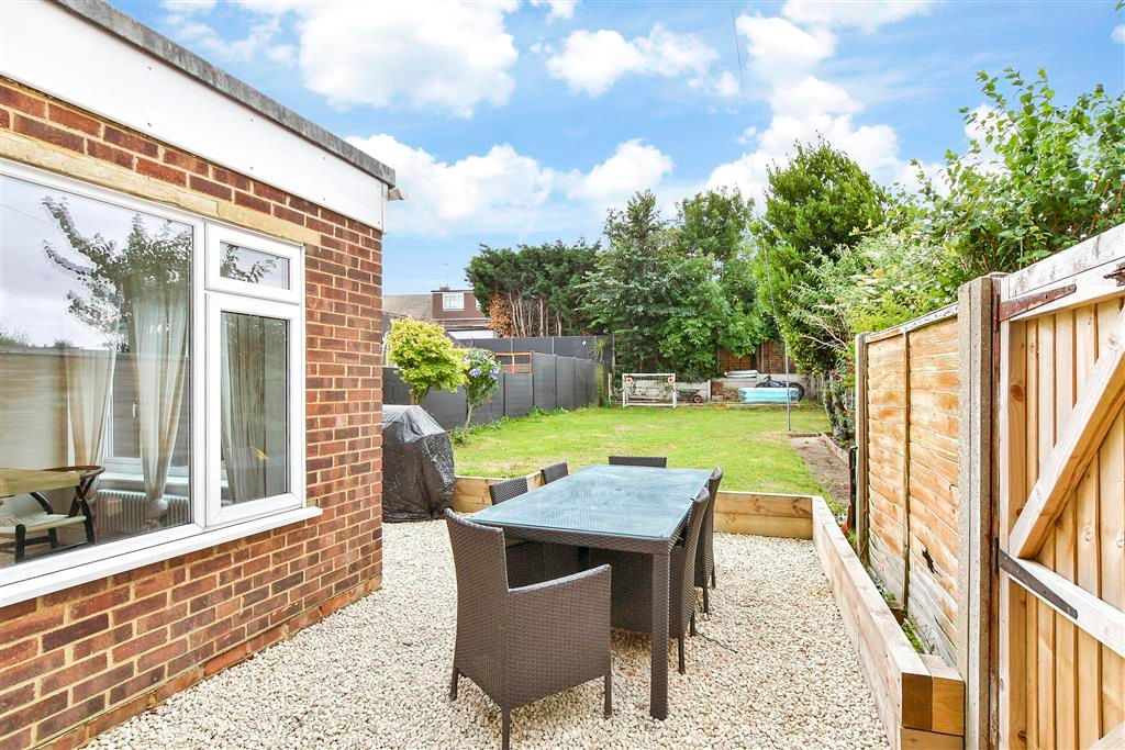 Property photo 2 of 10 Patio / Decking