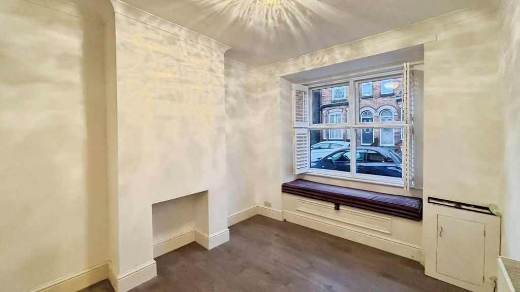 Property photo 3 of 17 Picture No. 26