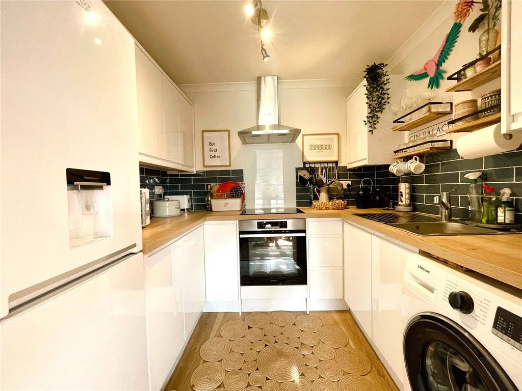 Property photo 3 of 13 Picture No. 13