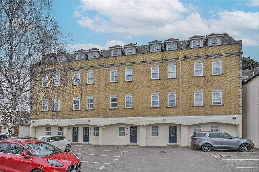 Property photo 1 of 8 Dsc_4405.Png