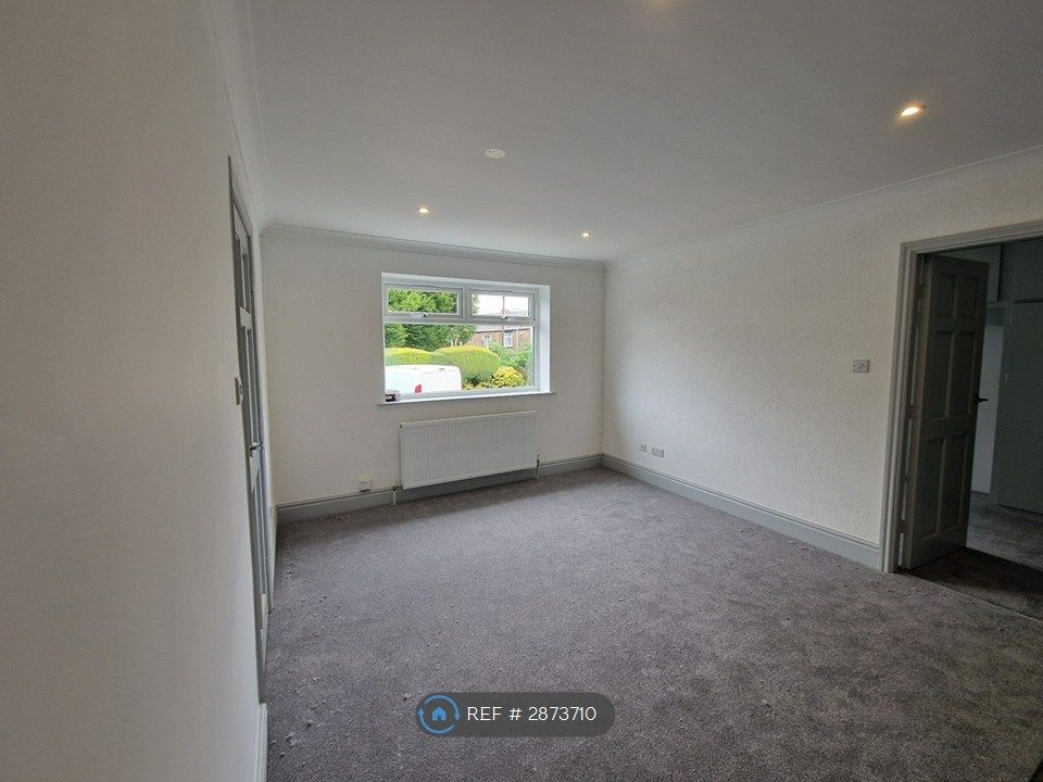 Property photo 2 of 6 Lounge