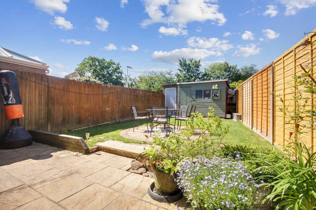 Property photo 2 of 12